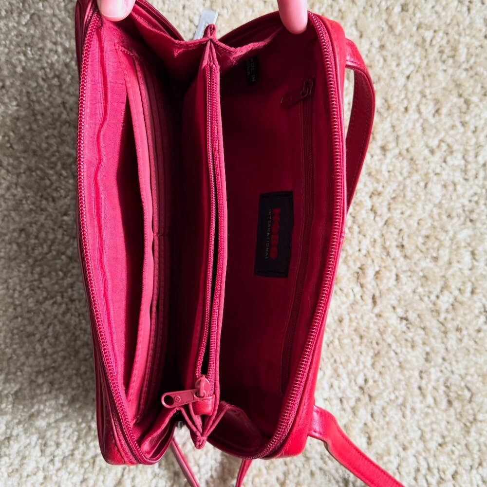 HOBO Red Leather Crossbody Wallet Organizer Zip-Around Mini Bag - Picture 8 of 13